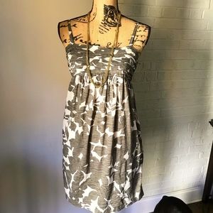 *CLOSET CLEAN OUT!* XS Army Green Flowered Dress